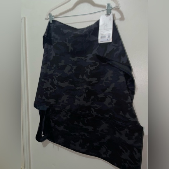 NWT Lululemon Vinyasa MULTIways Camo Scarf - Picture 5 of 9